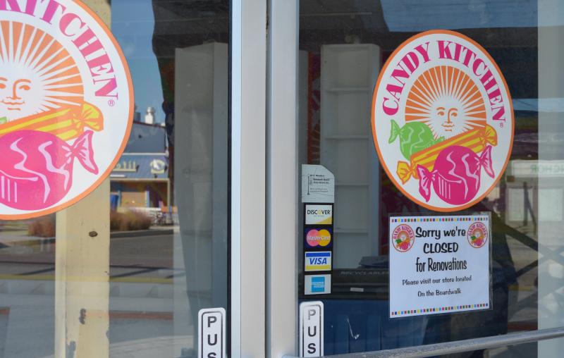 Exterior renovation of Rehoboth’s Candy Kitchen begins Cape Gazette
